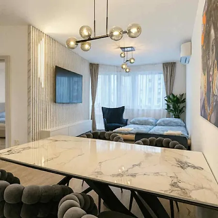 Luxury 2-bedroom With Balcony Bratislava